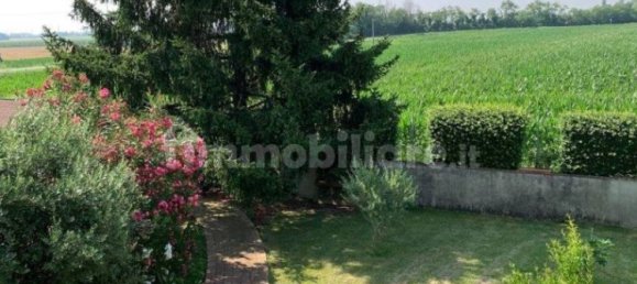 2 bedrooms Villa in Ferrara, Italy No. 265941 5