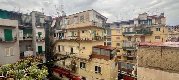 2 rooms Apartment in Naples, Italy No. 65664 7