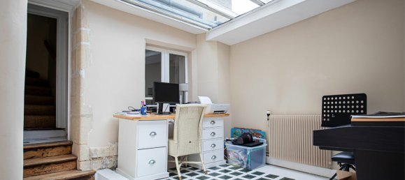 2 bedrooms House in Senlis, France No. 248346 12