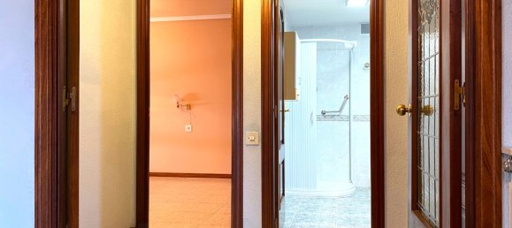 Квартира с 4 спальнями в Леон, Испания № 161065 11