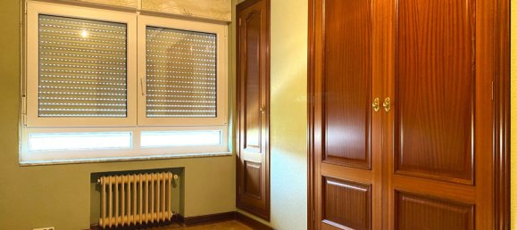 Квартира с 4 спальнями в Леон, Испания № 161065 50