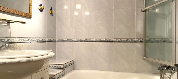 Квартира с 4 спальнями в Леон, Испания № 161065 44