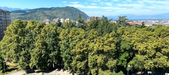 Квартира с 4 спальнями в Леон, Испания № 161065 38