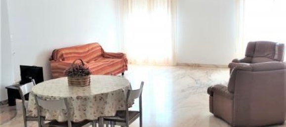 8-salle Appartement à Palagonia, Italy No. 238075 40