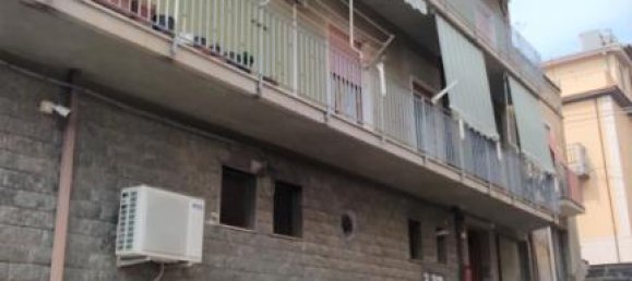 8-salle Appartement à Palagonia, Italy No. 238075 16