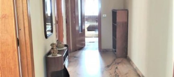 8-salle Appartement à Palagonia, Italy No. 238075 56