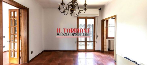 3 bedrooms Villa in Pescia, Italy No. 82944 2