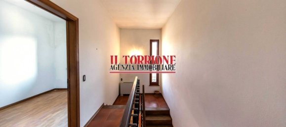 3 bedrooms Villa in Pescia, Italy No. 82944 15