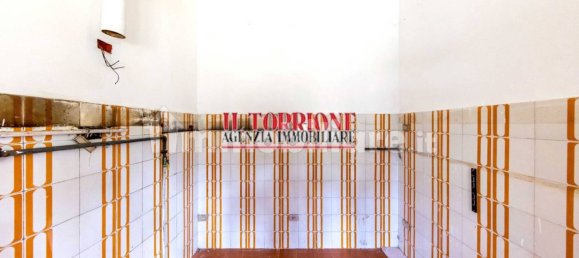 3 bedrooms Villa in Pescia, Italy No. 82944 6