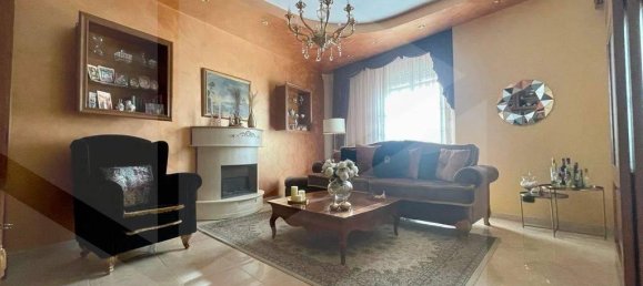 3 rooms Apartment in Andria, Italy No. 9221 5