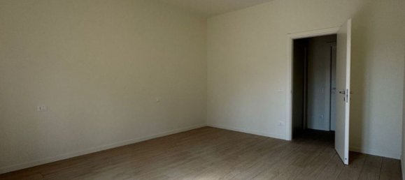 4 Schlafzimmer Wohnung in Piacenza, Italy, Nr. 340836 4