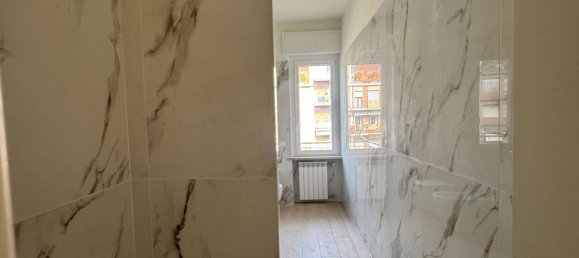 4 Schlafzimmer Wohnung in Piacenza, Italy, Nr. 340836 2