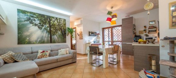 3-Zimmer Wohnung in Marino, Italy, Nr. 143515 2