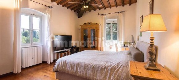 Villa de 7 dormitorios en Impruneta, Italy No. 192523 8