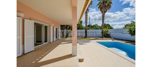 5 bedrooms Villa in Sesimbra, Portugal No. 129055 9