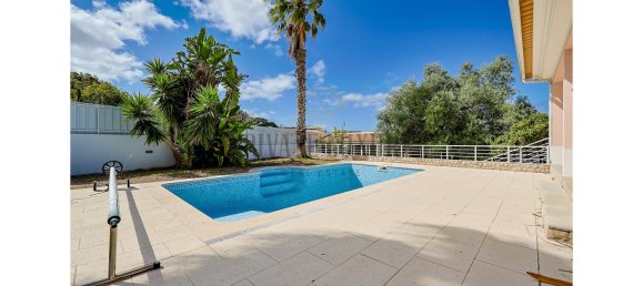 5 bedrooms Villa in Sesimbra, Portugal No. 129055 7