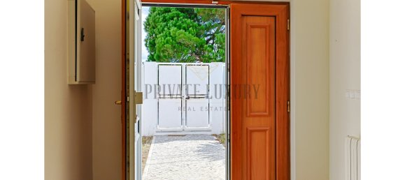 5 bedrooms Villa in Sesimbra, Portugal No. 129055 15