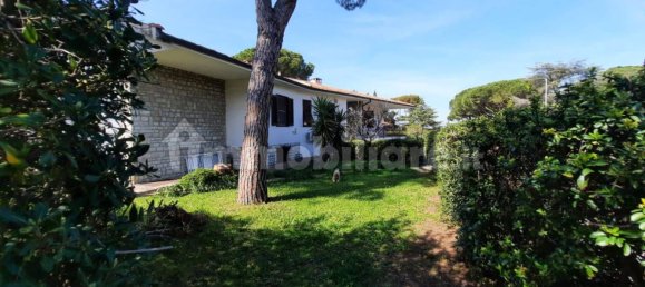 4 Schlafzimmer Villa in Livorno, Italy, Nr. 228728 2