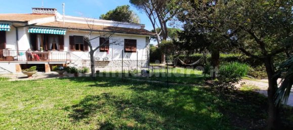 4 Schlafzimmer Villa in Livorno, Italy, Nr. 228728 8