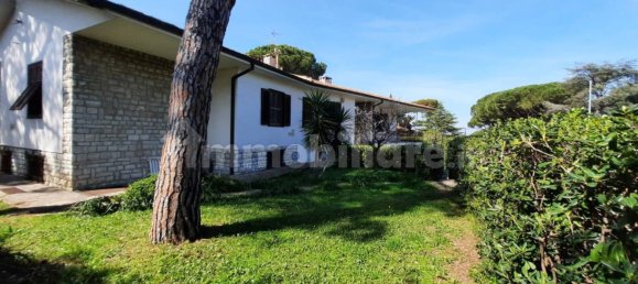 4 Schlafzimmer Villa in Livorno, Italy, Nr. 228728 3