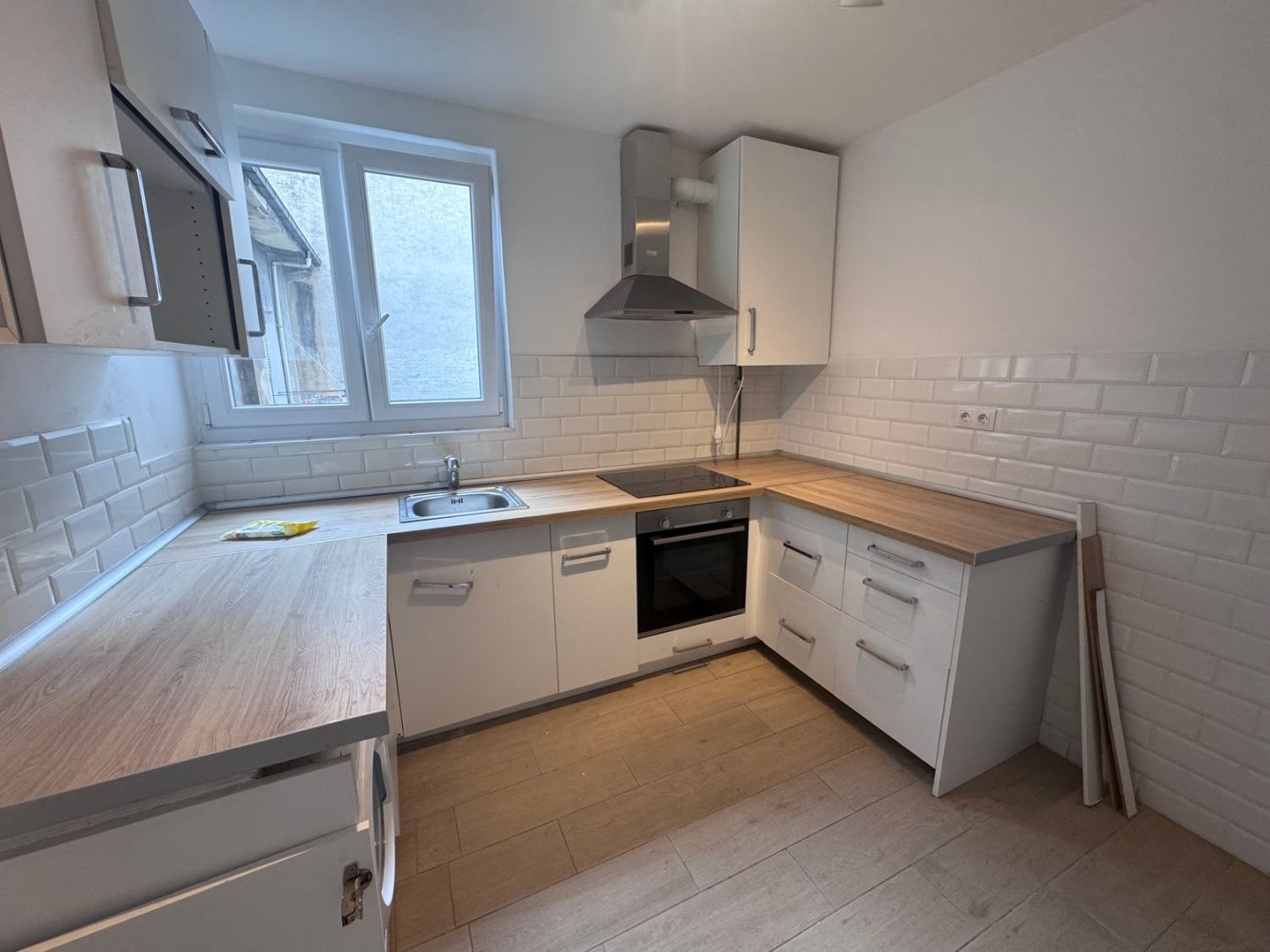 Apartamento de 2 dormitorios en Oviedo, Spain No. 253519