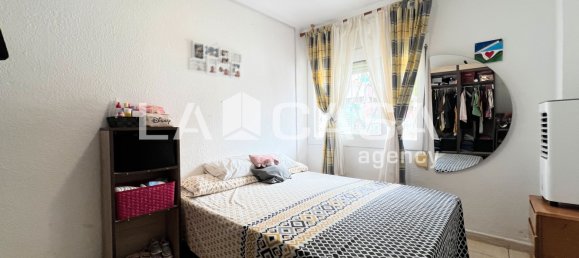 Apartamento de 3 dormitorios en Badalona, Spain No. 140737 9