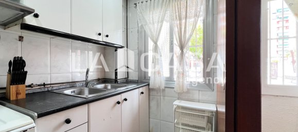 Apartamento de 3 dormitorios en Badalona, Spain No. 140737 17