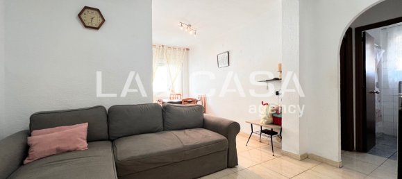 Apartamento de 3 dormitorios en Badalona, Spain No. 140737 2