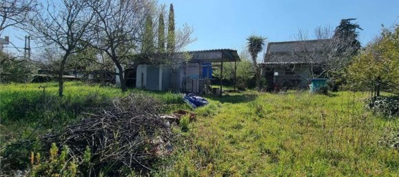 Земельный участок 1100м² в Априлия, Италия № 123998 5