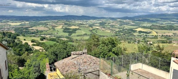 5 rooms Apartment in Todi, Italy No. 37711 6