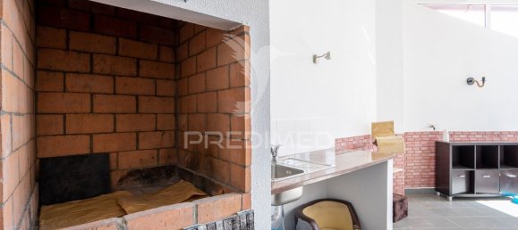 2 bedrooms Penthouse in Canico, Portugal No. 146541 3