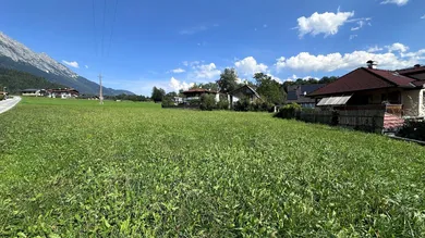  Land in Aldrans, Austria No. 211440