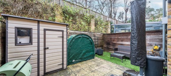 2 bedrooms House in London, United Kingdom No. 14057 9