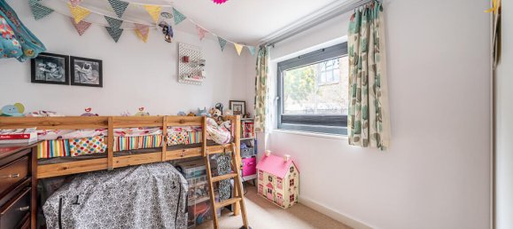 2 bedrooms House in London, United Kingdom No. 14057 8