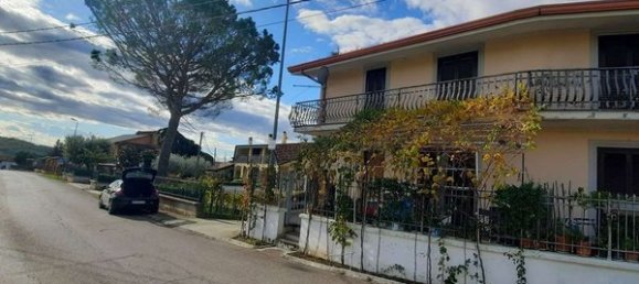 10-Zimmer Haus in Monte San Giovanni Campano, Italy, Nr. 122717 9