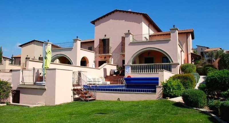 Casa de 3 dormitorios en Paphos, Cyprus No. 6667