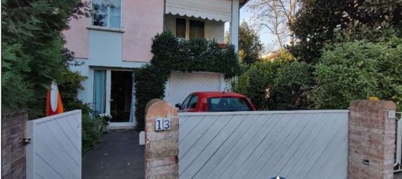 6 rooms House in San Donà di Piave, Italy No. 278818 2