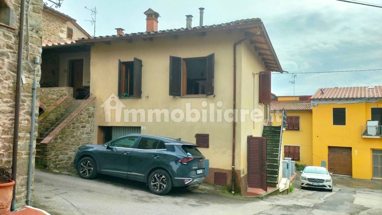 2 bedrooms Apartment in Bucine, Italy No. 112929