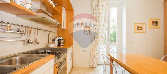 4 rooms Apartment in Lovere, Italy No. 278644 16