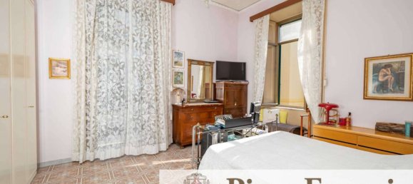 3 bedrooms Apartment in Naples, Italy No. 67010 15