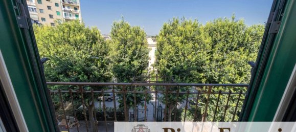 3 bedrooms Apartment in Naples, Italy No. 67010 7