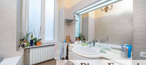 3 bedrooms Apartment in Naples, Italy No. 67010 13