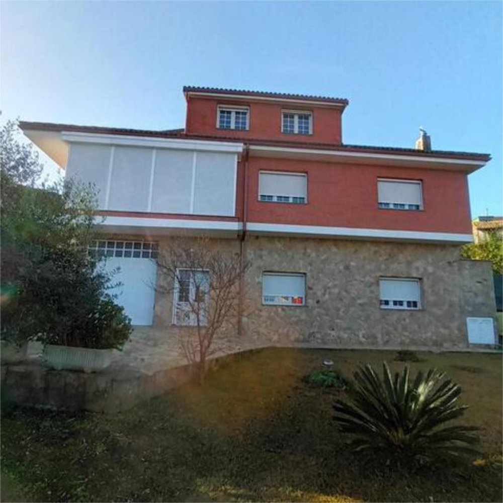 4 bedrooms Townhouse in A Coruna, Spain No. 139690