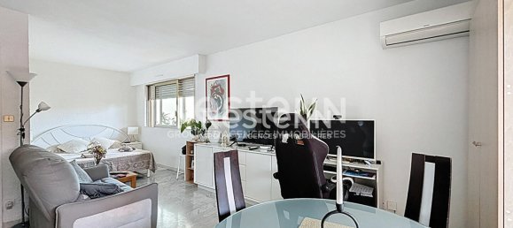 Studio in Vallauris, France No. 284732 2