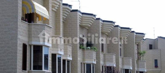 Вилла с 2 спальнями в Кремона, Италия № 228333 2