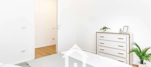 3-salle Appartement à Milan, Italy No. 339102 10