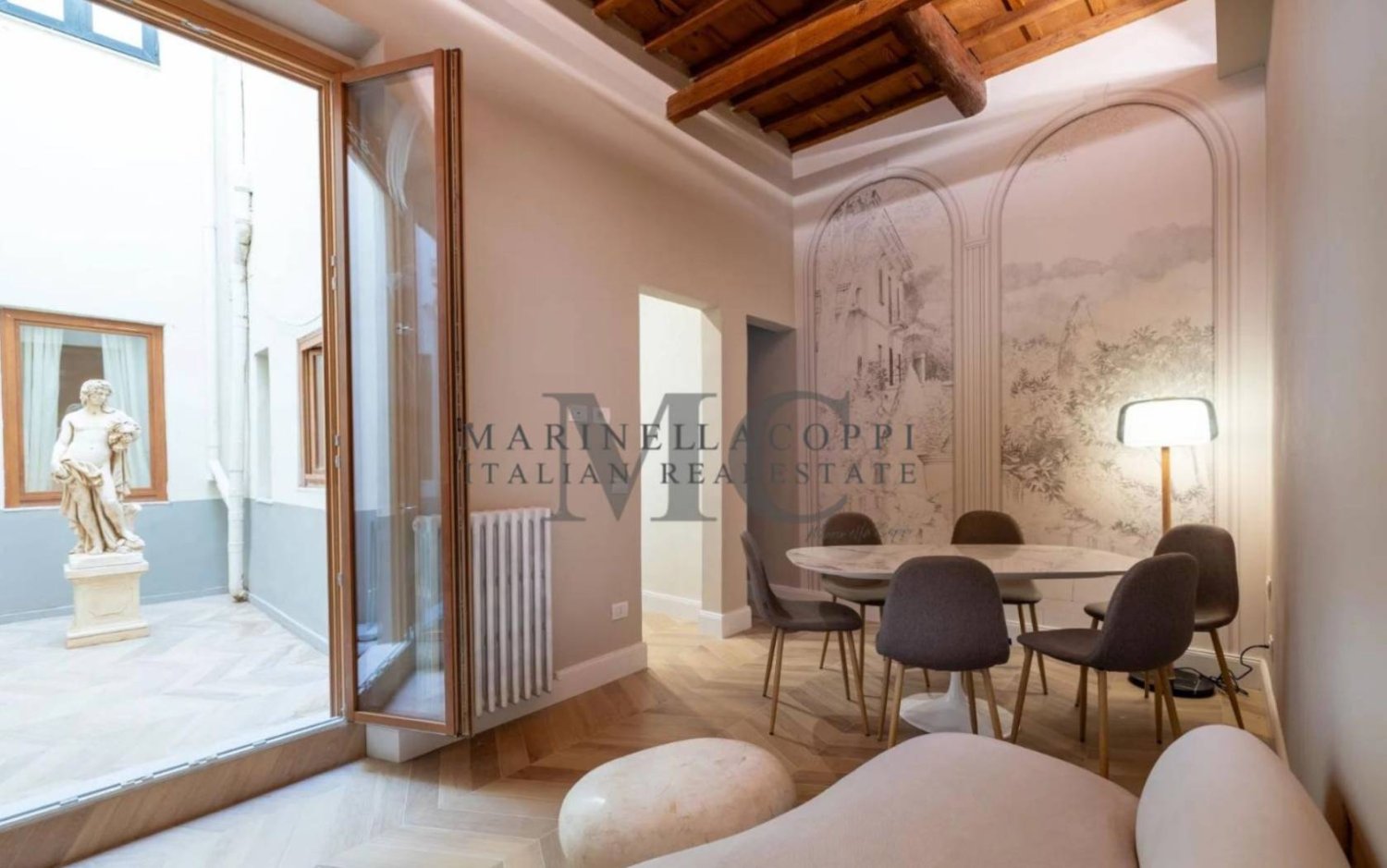 3 Schlafzimmer Wohnung in Florence, Italy, Nr. 49171