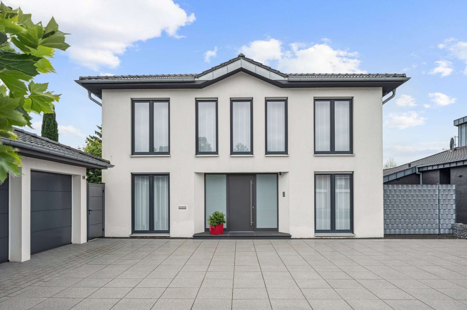 2 Schlafzimmer Villa in Mönchengladbach, Germany, Nr. 225542