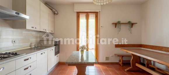 2 bedrooms Apartment in Signa, Italy No. 14058 13
