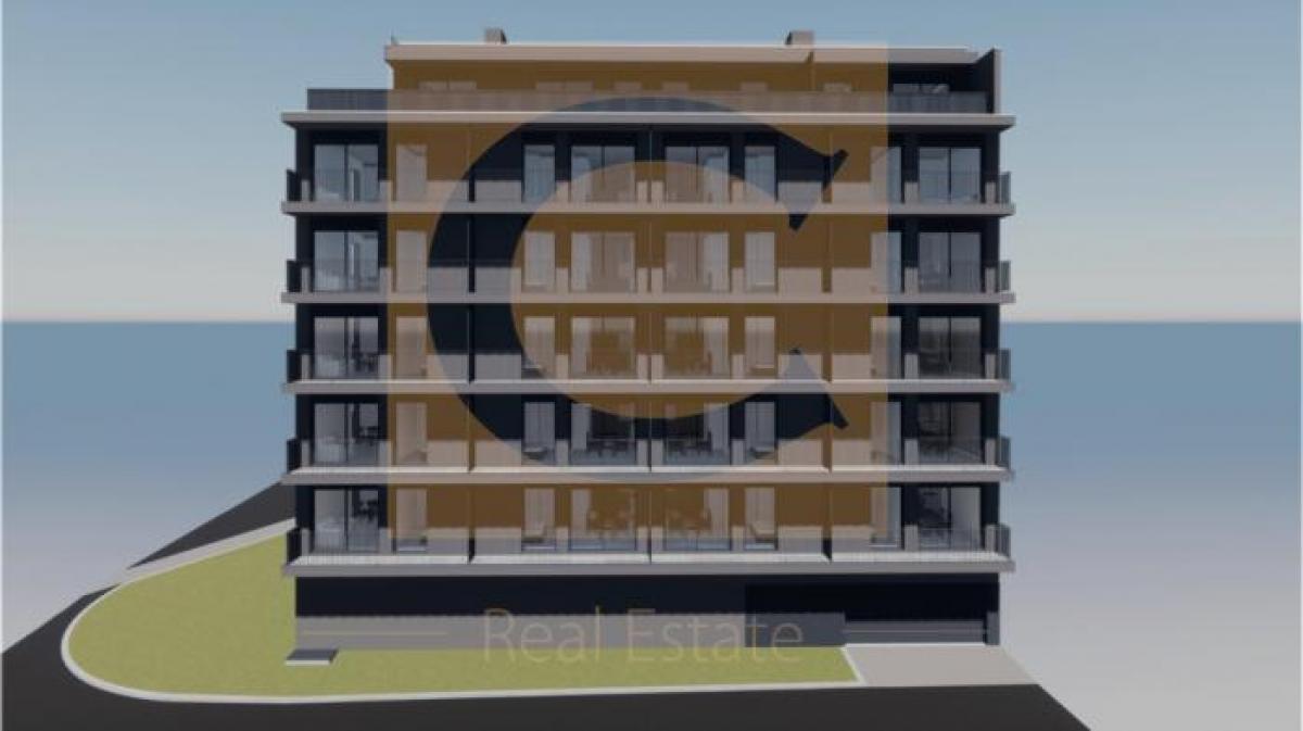 Studio in Vila Nova de Gaia, Portugal No. 6389